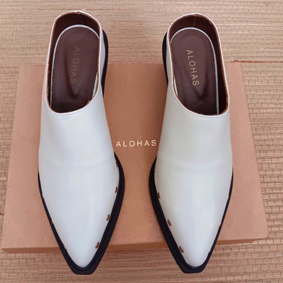 ALOHAS Shoes - Alohas Women's White Mules